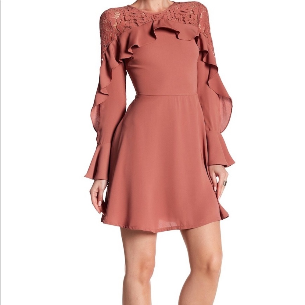 Do + Be | Lace Ruffle Midi Dress